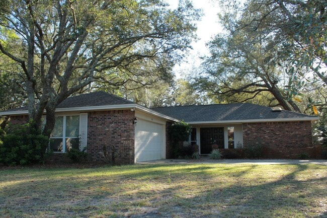 Building Photo - 260 Dominica Cir E Rental