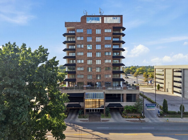 Photo - 355 S Broadway Park Unit 305