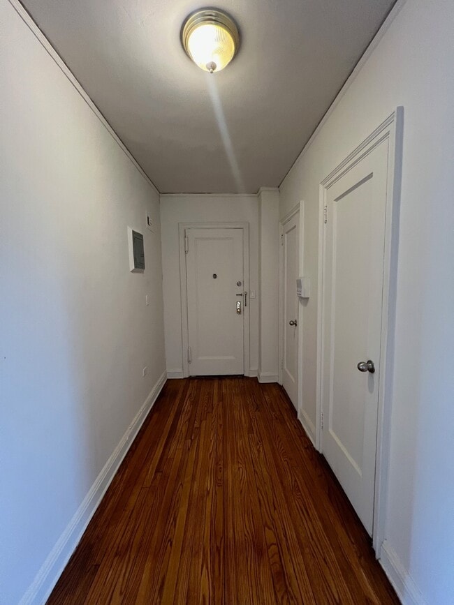 Photo - 625 Gramatan Ave