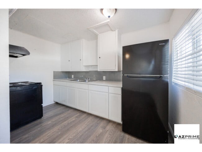Photo - $1095 OFF FIRST MONTH'S RENT MOVE IN SPECIAL!