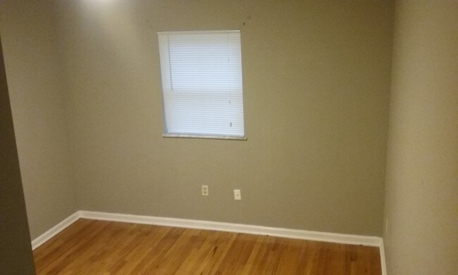 Bedroom Rm 2 - 826 Arlington Rd