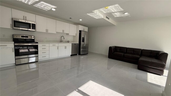 Photo - 14571 SW 261st St