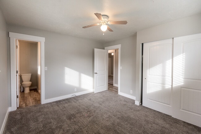 Photo - 1905 Allen Ave