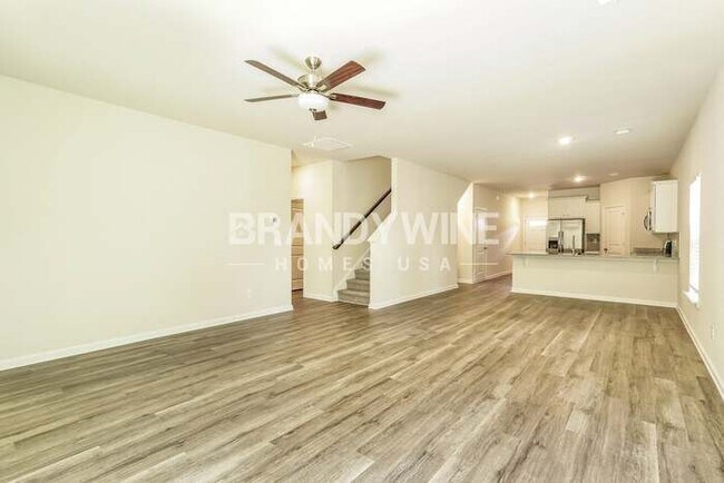 925 Hayston Wy