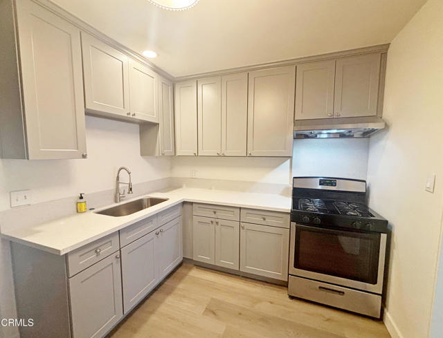 Photo - 5612 Glickman Ave