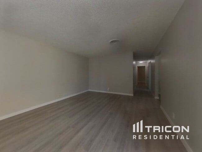 Photo - 1508 Crestview Dr