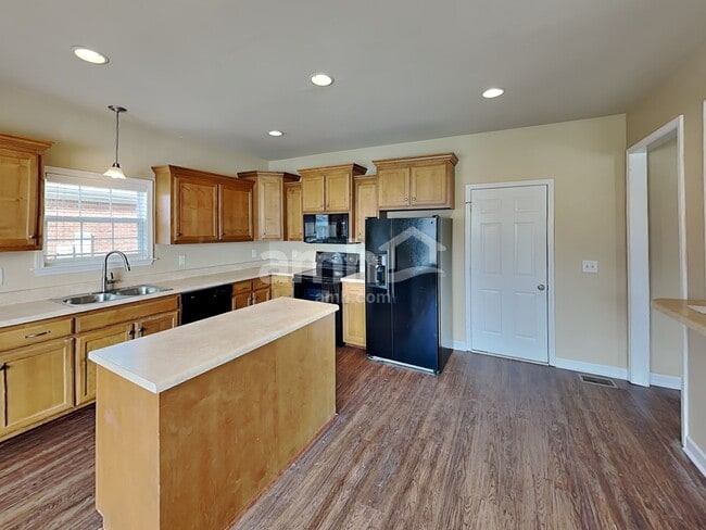 Photo - 3016 Sommette Dr