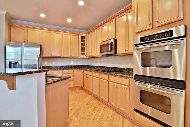 Photo - 135 Fortnightly Blvd