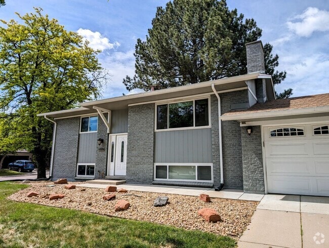 Building Photo - BEAUTIFUL 4 Bed 2 Bath Hampden Neighborhoo... Rental