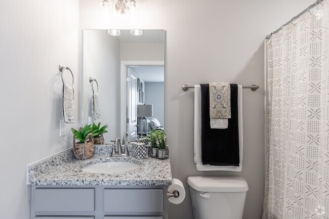 2BR, 2.5BA - Willow - 1,154SF - Bathroom