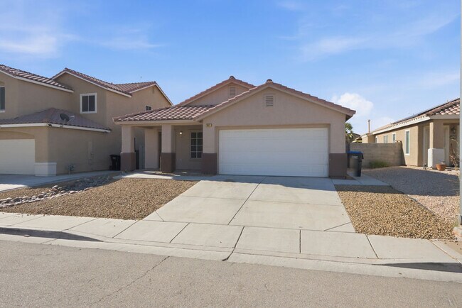641 Bent Grass Ave