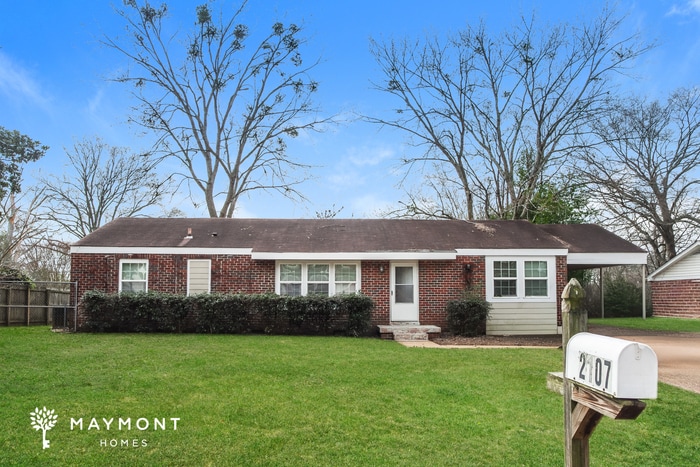 Photo - 2107 Gilbreath Rd NW