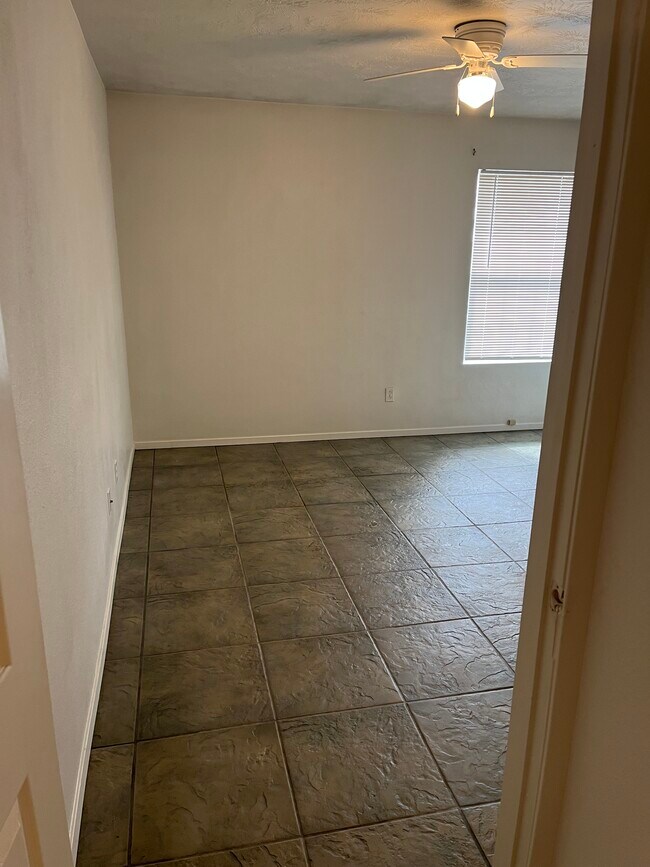 Photo - 212 Boston Ave Unit 4-Plex With Garage