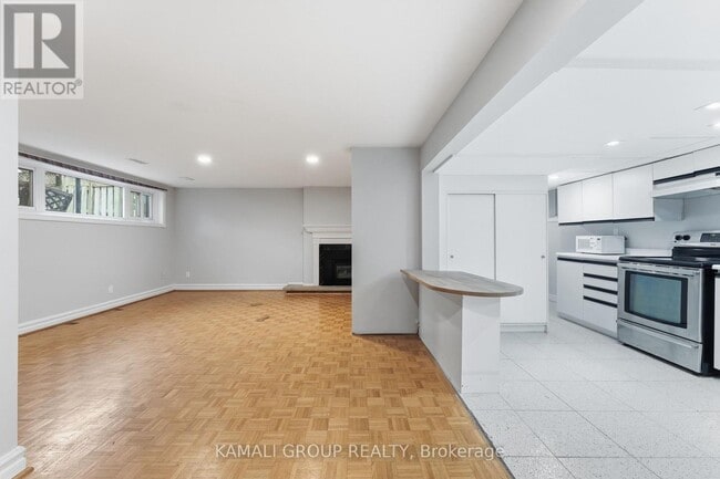 Photo - 156 Trayborn Dr