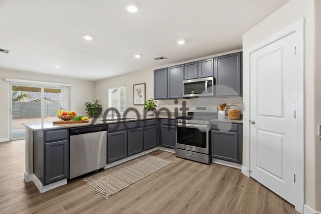 Photo - Amazing home in wonderful Ghost Hollow Ranch