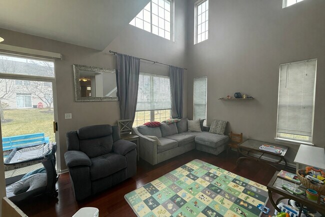 Photo - 2914 Rutland Cir