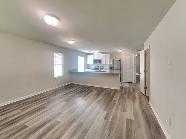 Photo - 1048 Wedgewood Ct NE