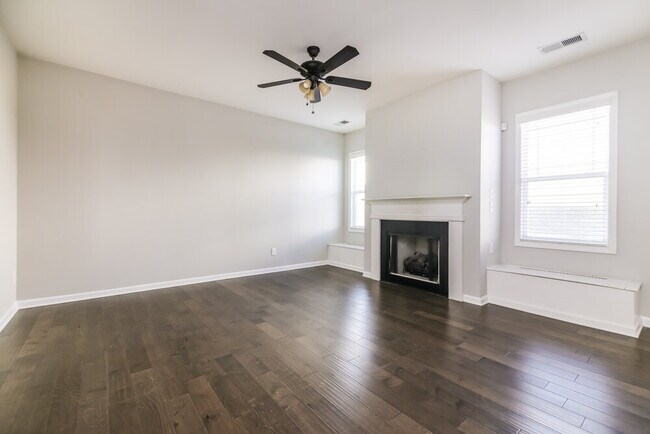 Photo - 26 W Lumber Ct