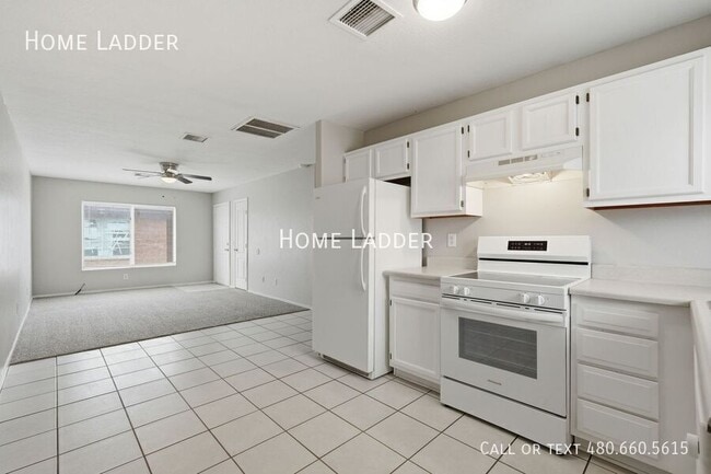 Building Photo - 4130 N Toltec Rd Unit C