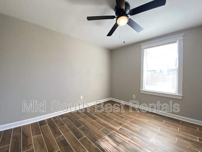 Photo - 312 W 20th St