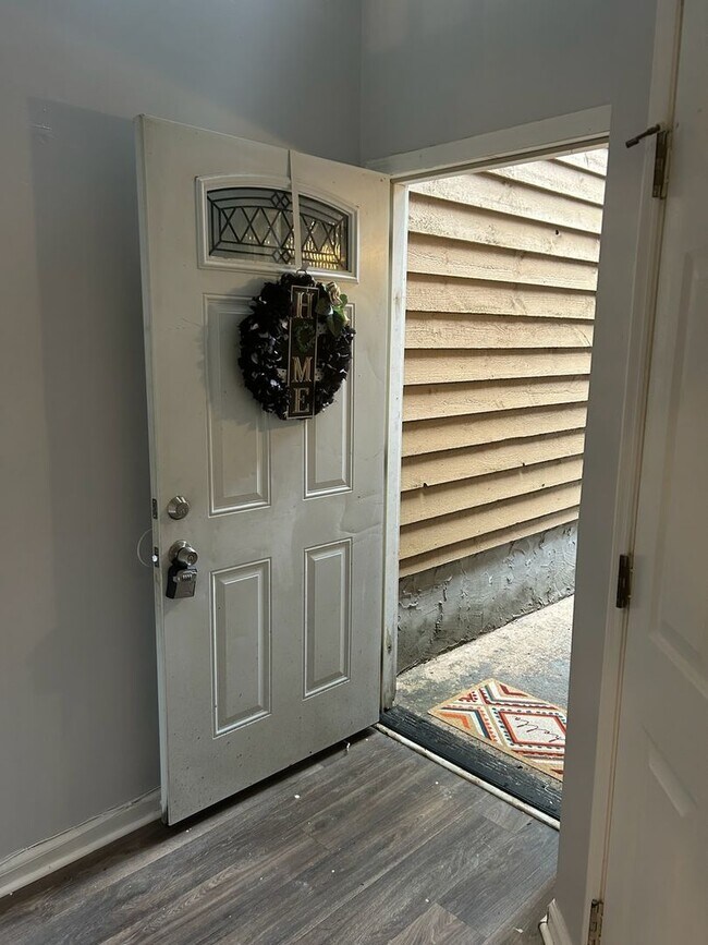 Photo - ***BACK ON THE MARKET****LIVING HERE WILL ...