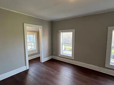 Photo - 1909 1/2 Ottawa Dr Unidad upper