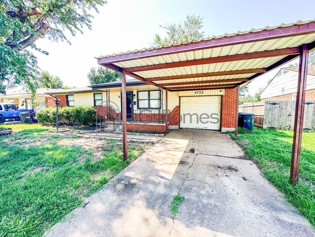 Photo - 4722 SE 27th St