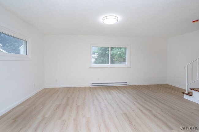 Photo - 109 6th Ave