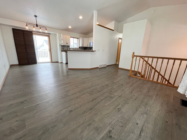 Photo - 3 Bed/2 Bath West Side Home For Rent!!