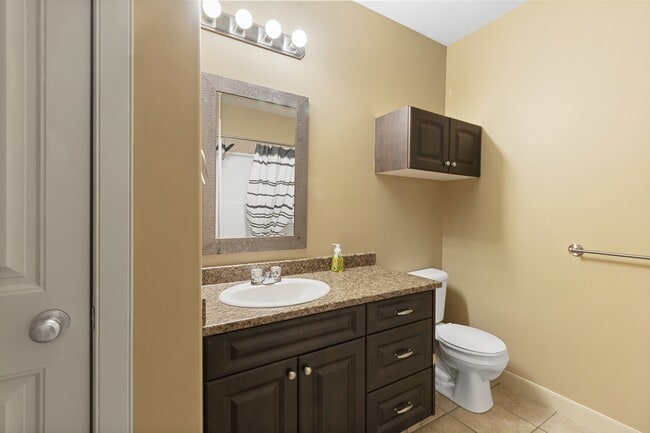 Photo - 9205-9293 93 Ave Unit 104