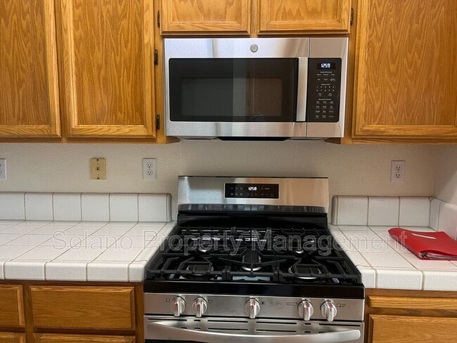 Photo - 480 Stern Dr