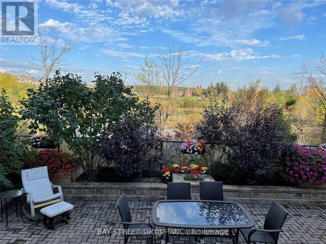 Photo - 56 Albright Crescent