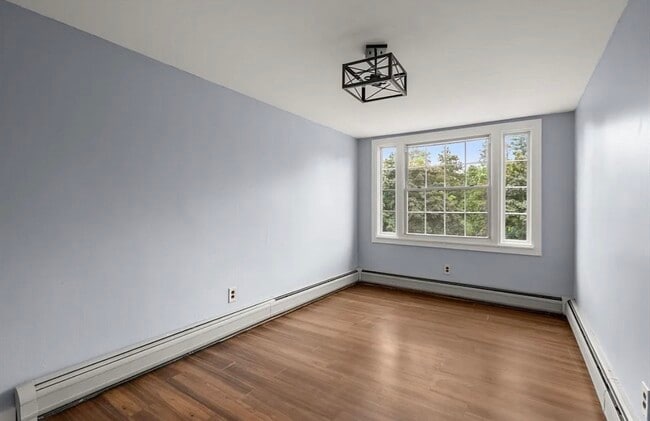 83 Court St Unit 2L