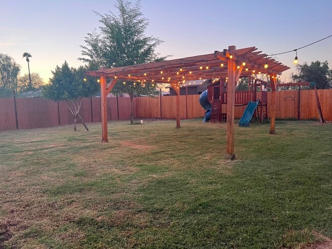 Photo - 1270 N Waterman Ave