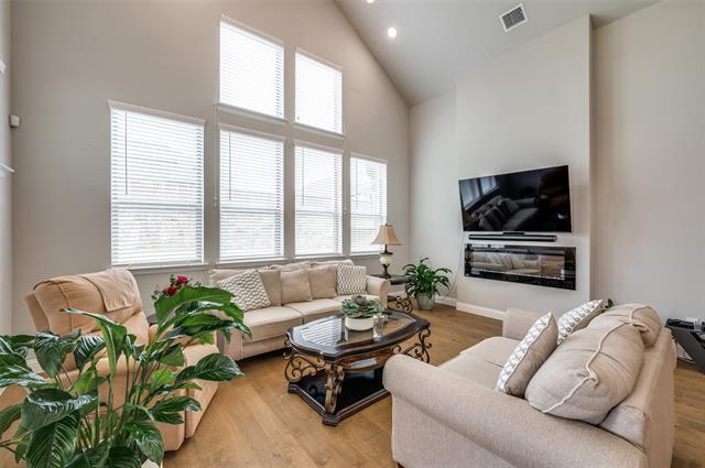 Photo - 9767 Maple Hill Ln