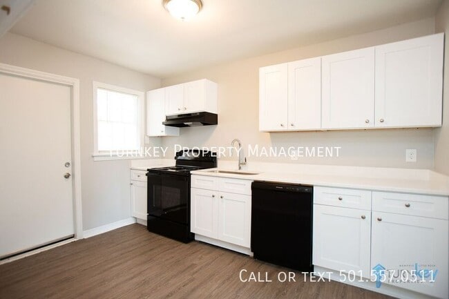 Photo - 1600 Orange St