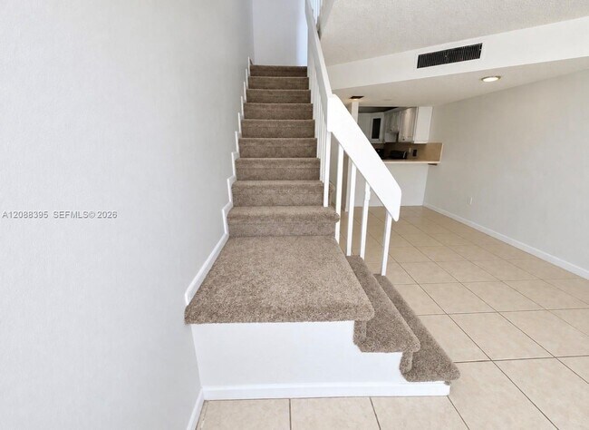 180 Royal Palm Rd