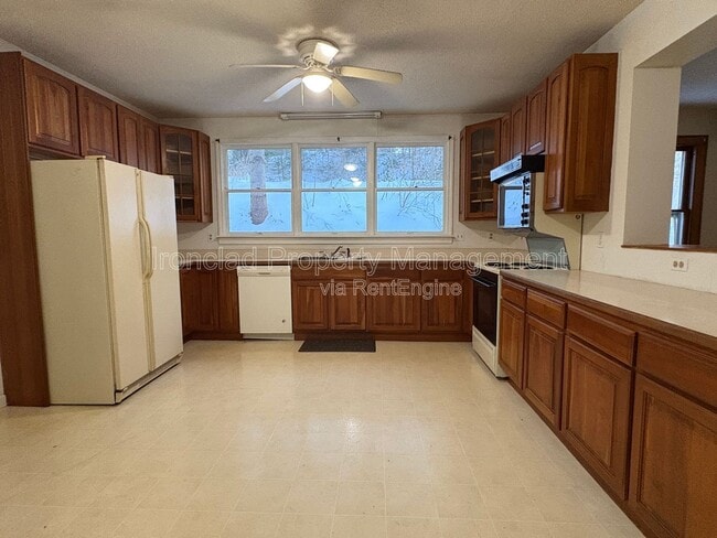 Building Photo - 173 Leesville Rd Unit B