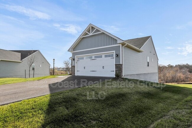 Photo - 329 Bookers Ct
