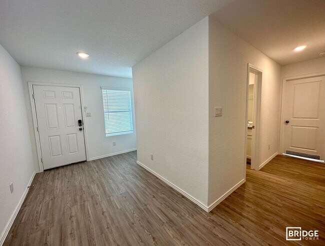 Photo - 2424 Lake Hls