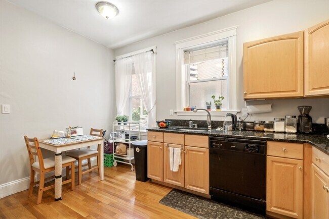 268 Windsor St Unit 2A
