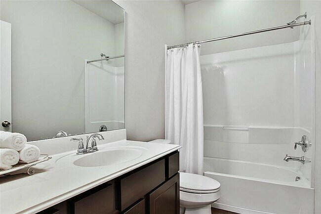 Photo - 311 Woodland Hills Dr Unit B