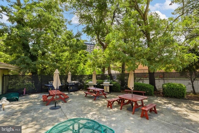 Photo - 301 N Beauregard St Apartamento Unidad 1707