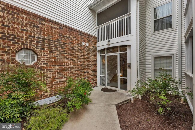 Photo - 6600 Lake Park Dr Apartment Unit 3C