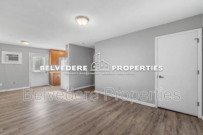 Photo - Third Ave N (507)