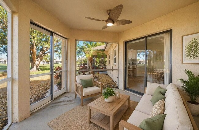Photo - 1203 Saxony Cir