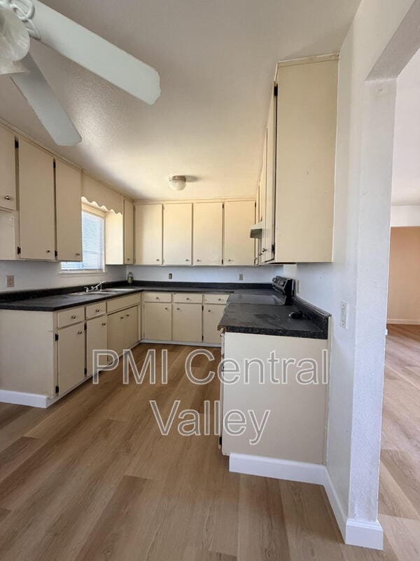 Photo - 2433 W Hatch Rd