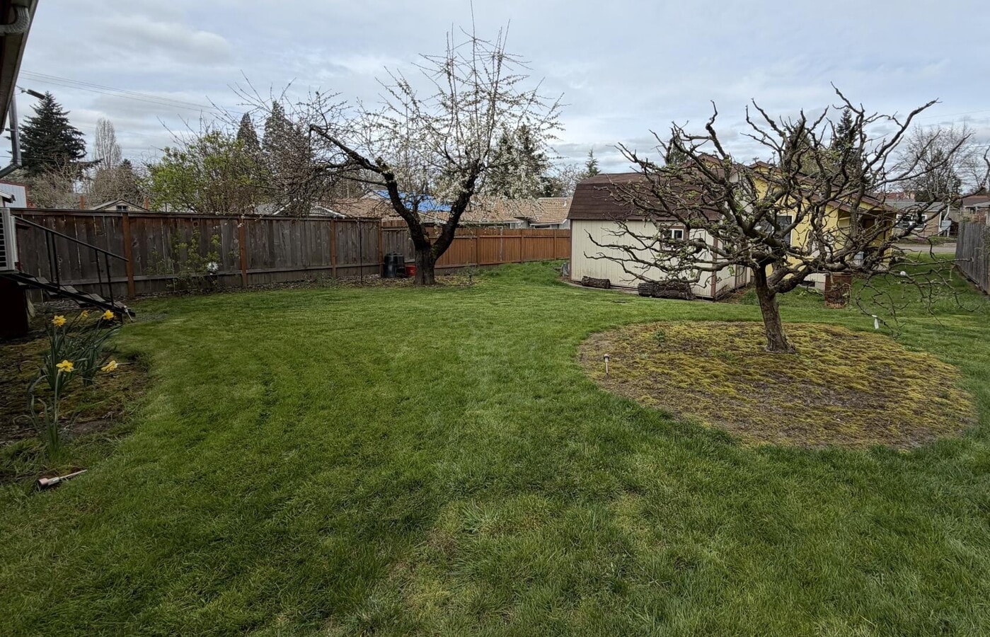 Photo - 31545 NW Hillcrest St