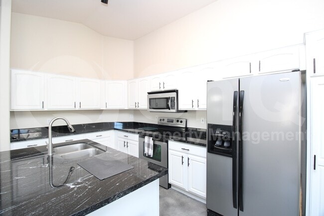 Photo - 15844 W Papago St