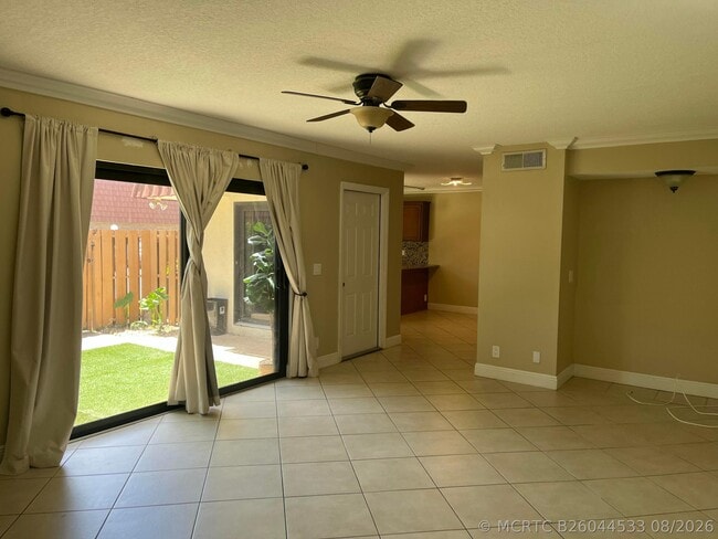 3008 San Clara Dr
